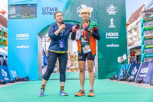 BIB: 5042, 188, 8898, 18896
                            <button type="button" onclick="openModal(21779336)" class="btn btn-primary btn-sm float-right btn-popup" data-toggle="modal" data-target=".modal-high-quality">
                        <i class="fas fa-shopping-cart"></i> Add to Cart
                    </button>
                                            <button type="button" onclick="isThisMe(21779336, true)" class="btn btn-success btn-sm float-right btn-popup btn-isme hidden" data-toggle="tooltip" data-placement="bottom" title="นี่คือรูปของคุณใช่ไหม คลิกที่นี่เพื่อเอาเข้าอัลบั้ม">
                        <i class="fas fa-plus"></i> Add to album
                    </button>
                    <button type="button" onclick="isThisMe(21779336, false)" class="btn btn-warning btn-sm float-right btn-popup btn-isnotme hidden">
                        <i class="fas fa-ban"></i> Remove from album
                    </button>